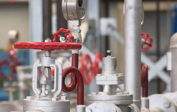 How to operate and maintain valves during operation